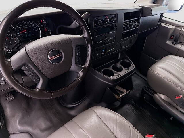 2023 GMC Savana 2500