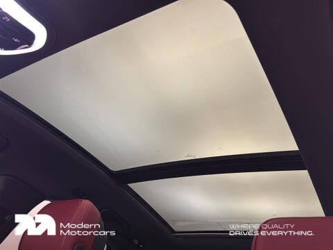 2025 Porsche Macan S