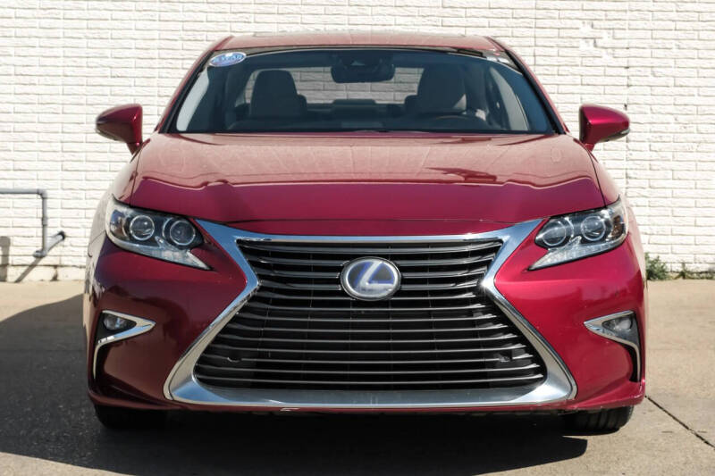 2018 Lexus ES 300h