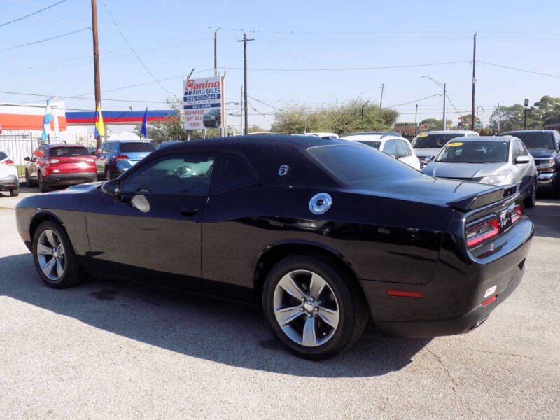 2019 Dodge Challenger SXT