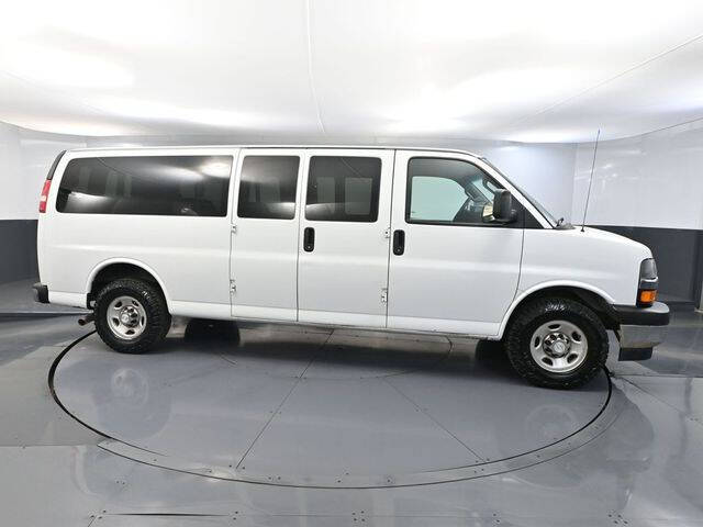 2017 Chevrolet Express LT 3500