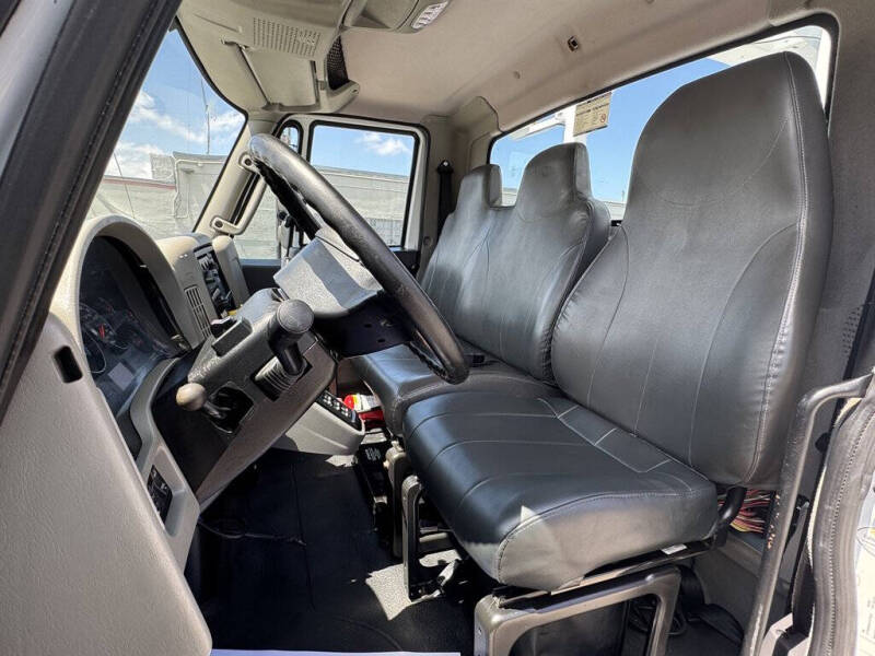 2017 International DuraStar 4300