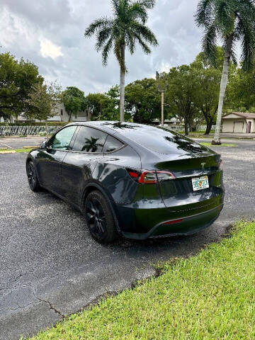 2025 Tesla Model Y Long Range