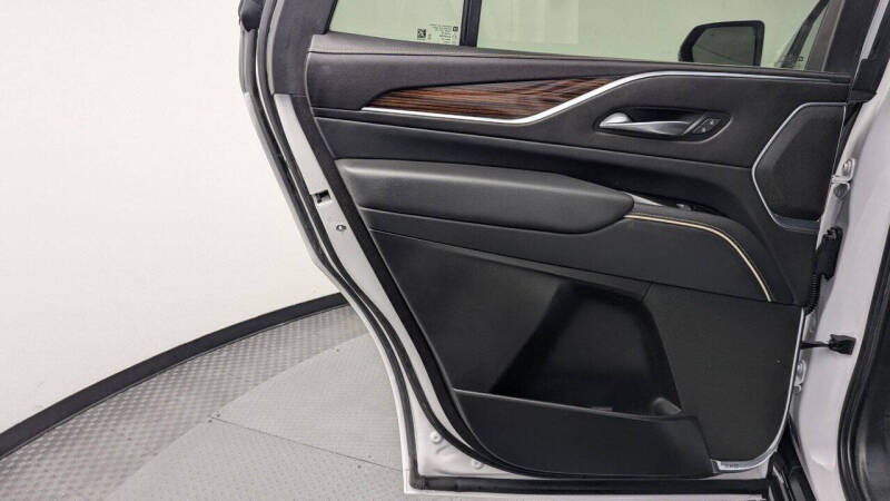 2022 Cadillac Escalade Premium Luxury