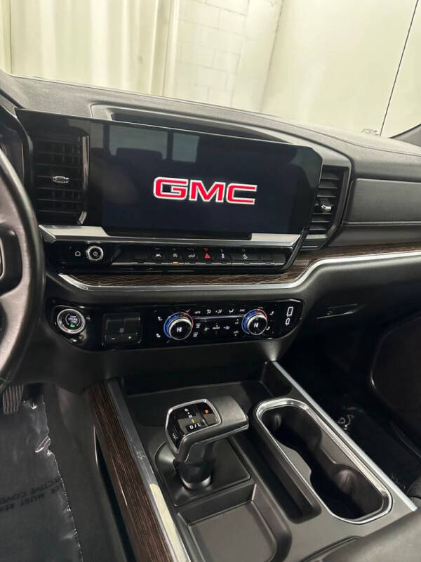2024 GMC Sierra 1500