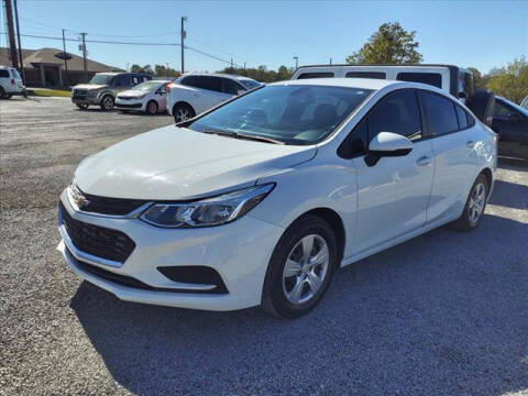 2018 Chevrolet Cruze for sale at Ernie Cook and Son Motors in Shelbyville TN