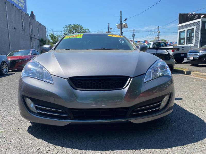 2010 Hyundai Genesis Coupe 3.8L Track
