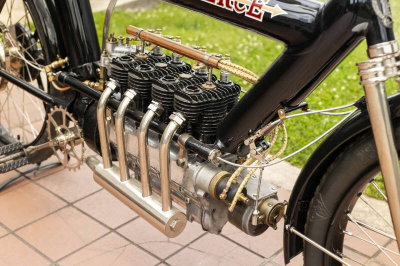 1911 Pierce 4 Cylinder Engine No. 394