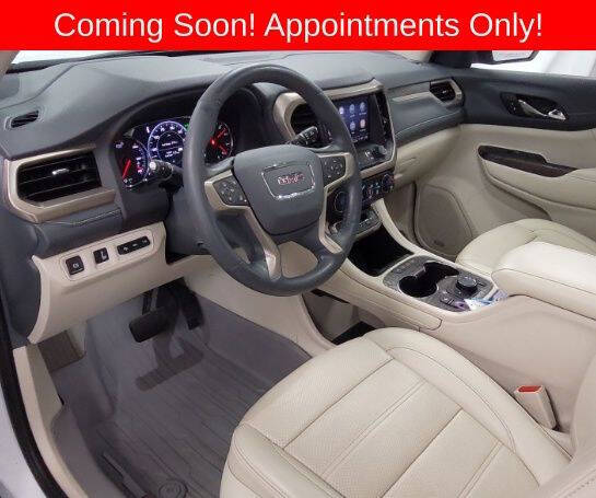 2023 GMC Acadia Denali