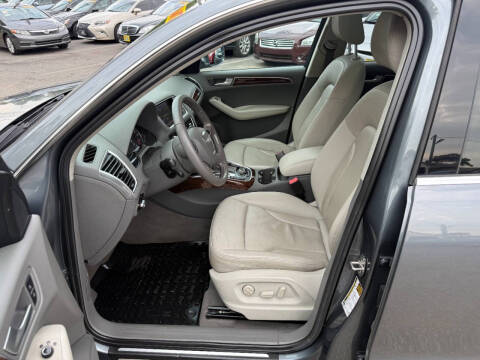 2012 Audi Q5 2.0T quattro Premium Plus