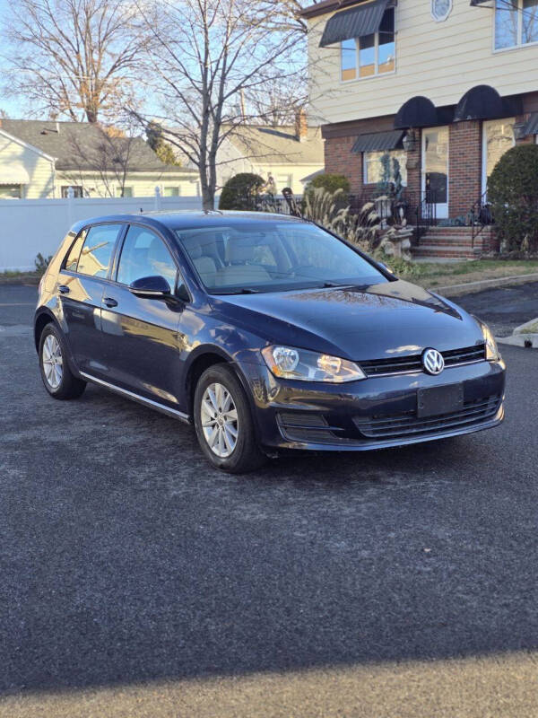 2016 Volkswagen Golf TSI S