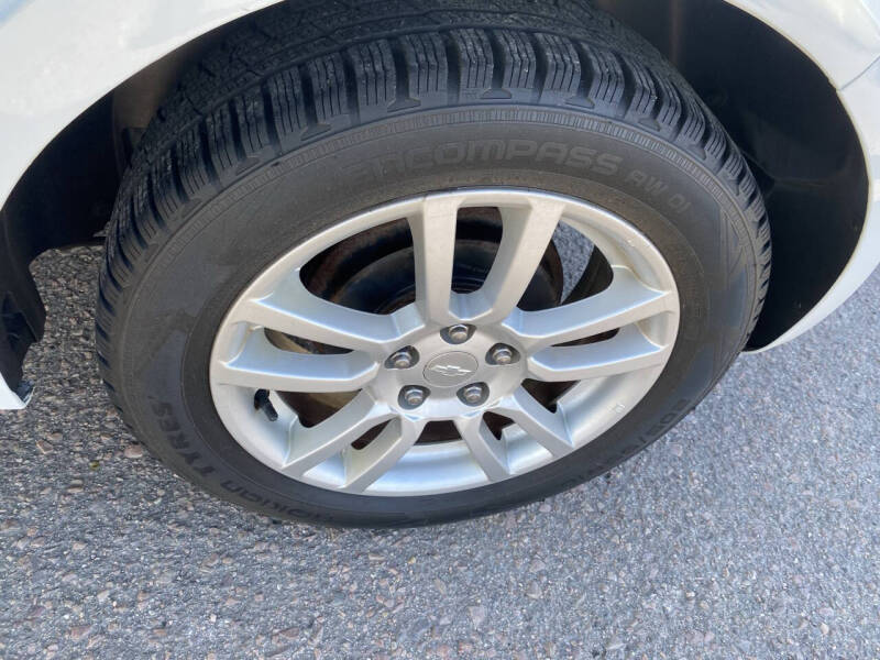 2015 Chevrolet Sonic LT Manual