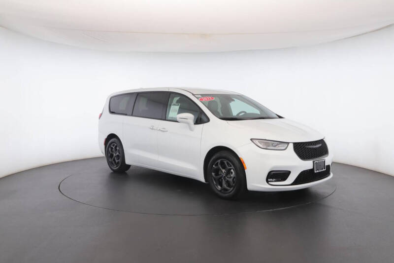 2022 Chrysler Pacifica Hybrid Touring L