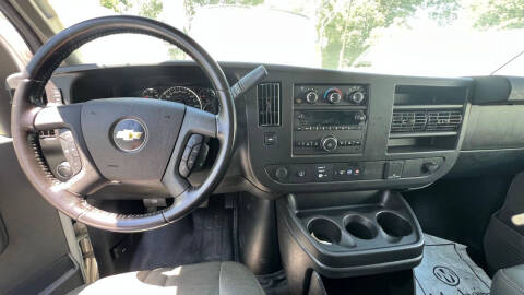 2021 Chevrolet Express 2500