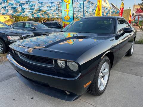 2009 Dodge Challenger for sale at Plaza Auto Sales in Los Angeles CA