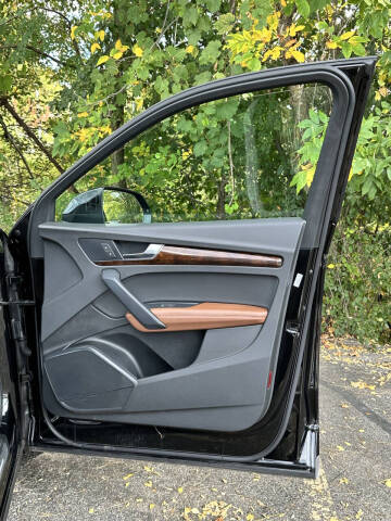 2020 Audi Q5 quattro Premium Plus 45 TFSI