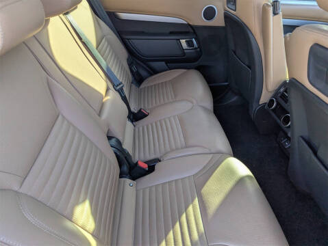 2023 Land Rover Discovery P360 HSE R-Dynamic