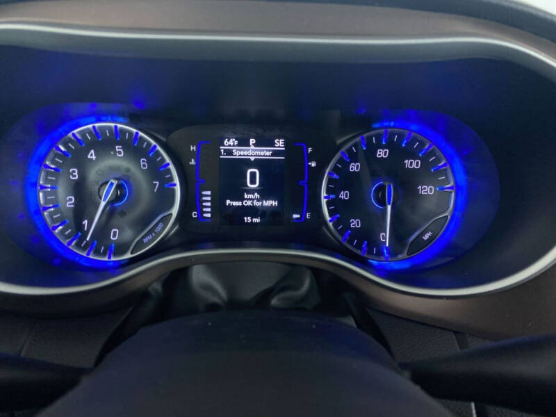 2024 Chrysler Voyager LX