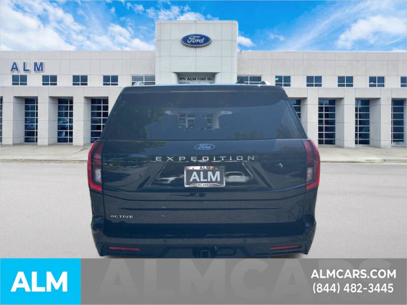 2025 Ford Expedition Active