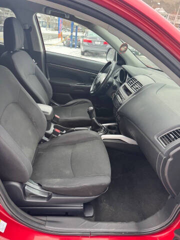 2013 Mitsubishi Outlander Sport ES