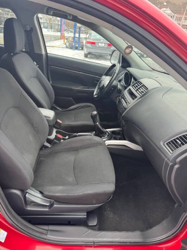 2013 Mitsubishi Outlander Sport ES