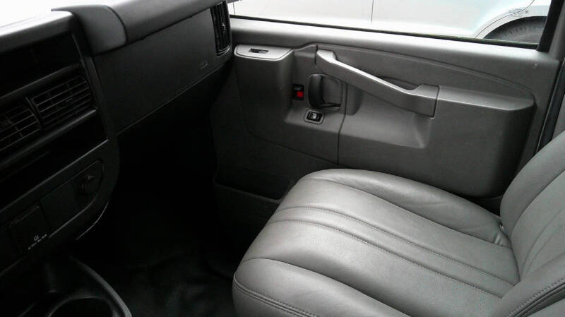 2019 GMC Savana 2500