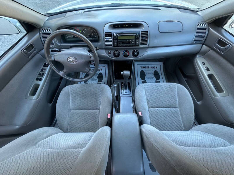2002 Toyota Camry LE