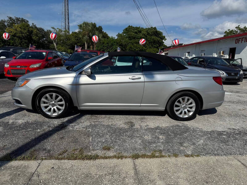 2012 Chrysler 200 Touring