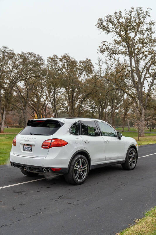 2013 Porsche Cayenne S