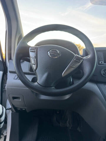 2020 Nissan NV200 SV