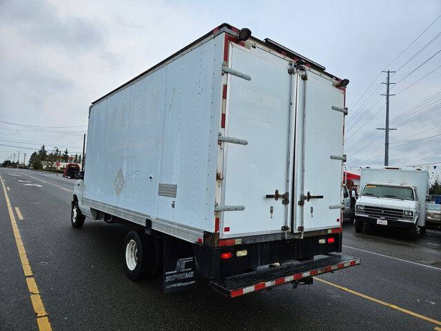 2011 Ford E-150