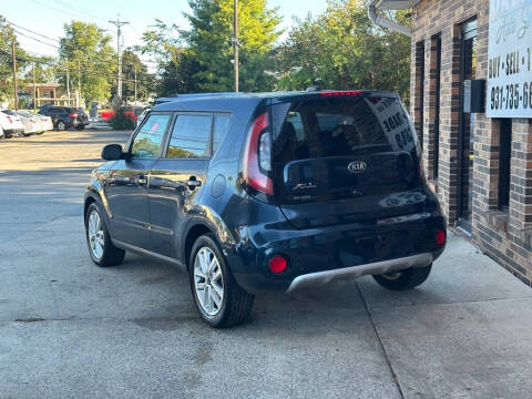 2018 Kia Soul +