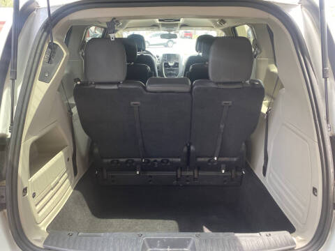 2016 Chrysler Town and Country Touring