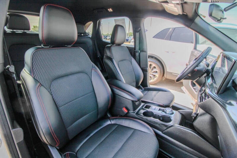 2023 Ford Escape ST-Line Select