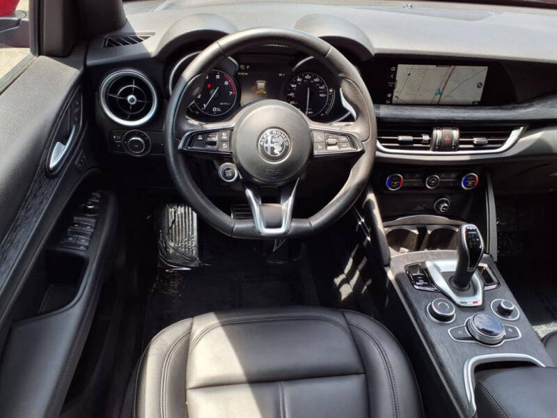 2022 Alfa Romeo Stelvio Sprint