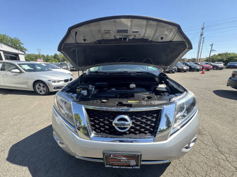 2014 Nissan Pathfinder SL