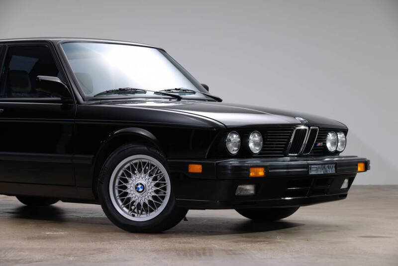 1988 BMW M5