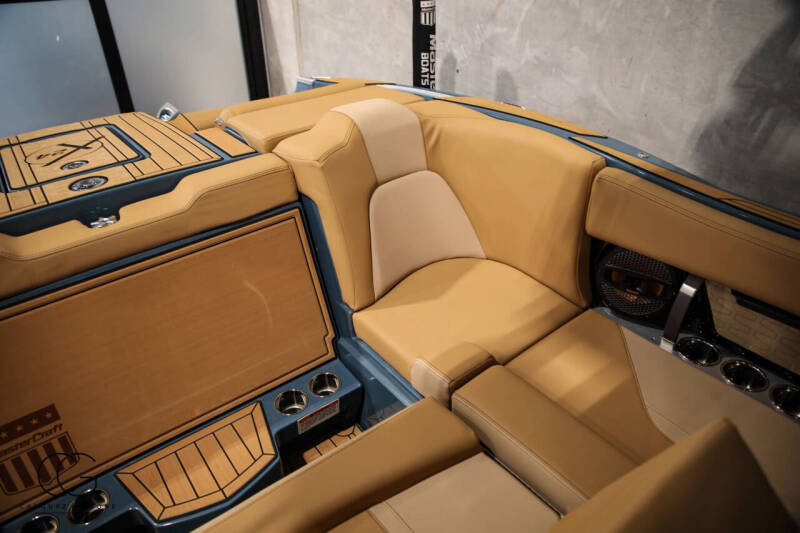 2025 MasterCraft X24