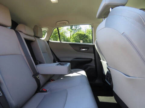 2022 Toyota Venza LE