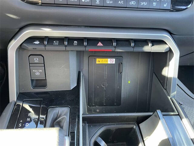 2024 Toyota Sequoia Platinum