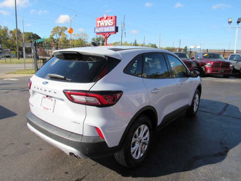 2025 Ford Escape Active