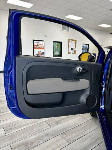2012 FIAT 500c Lounge