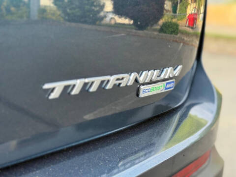 2017 Ford Edge Titanium