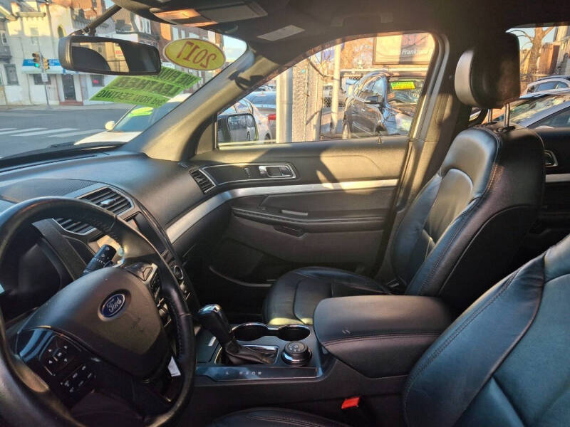 2017 Ford Explorer XLT