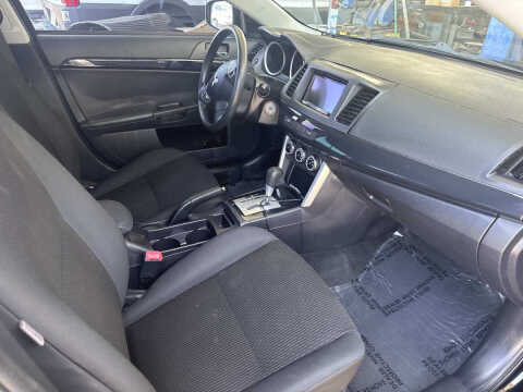 2017 Mitsubishi Lancer LE