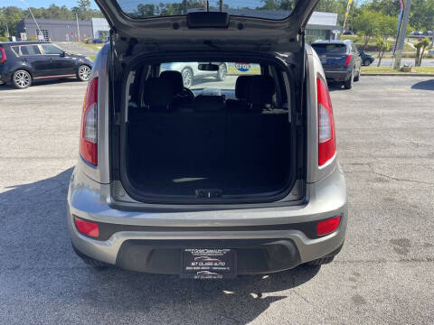 2012 Kia Soul +