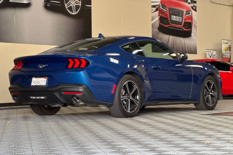 2024 Ford Mustang EcoBoost