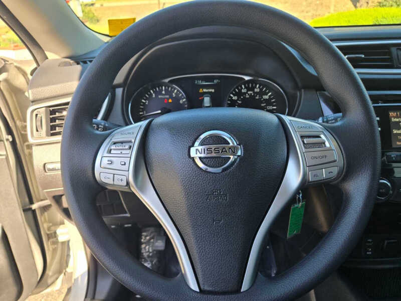 2016 Nissan Rogue S