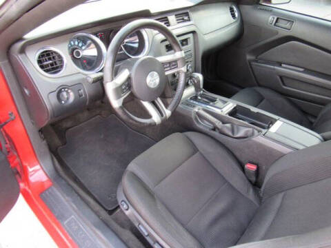 2014 Ford Mustang V6