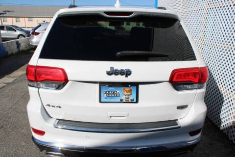 2016 Jeep Grand Cherokee Summit